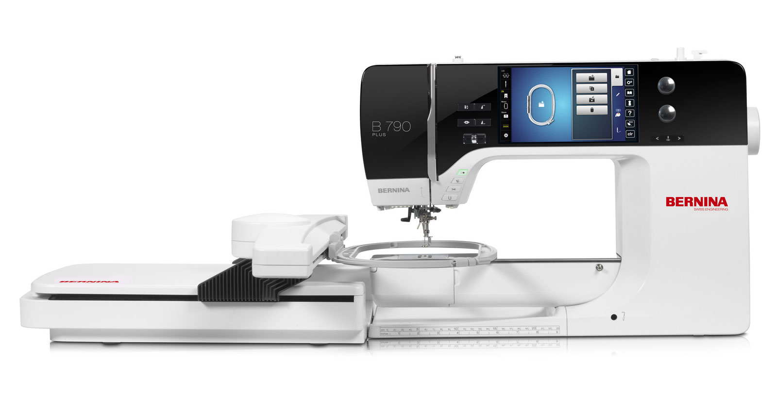 Швейно-вышивальная машина Bernina 790 Plus