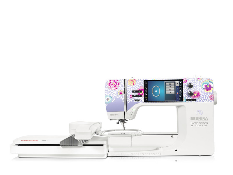 Швейно-вышивальная машина Bernina 770 QE PLUS Kaffe Edition