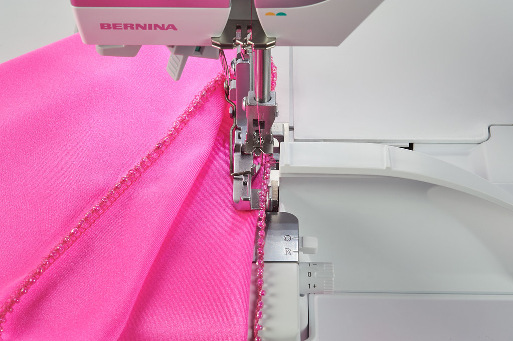 Лапка  Bernina для пришивания бисера и блёсток  # L15 для L850/L860