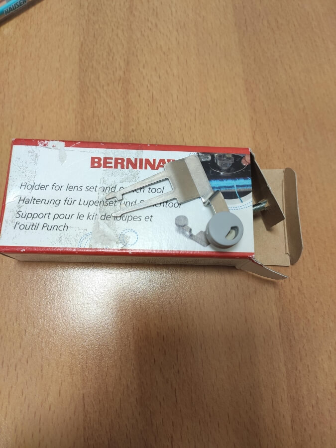 Держатель для увеличительных стекол Bernina