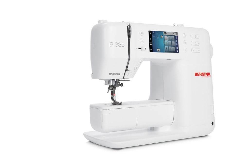 Швейная машина Bernina 335