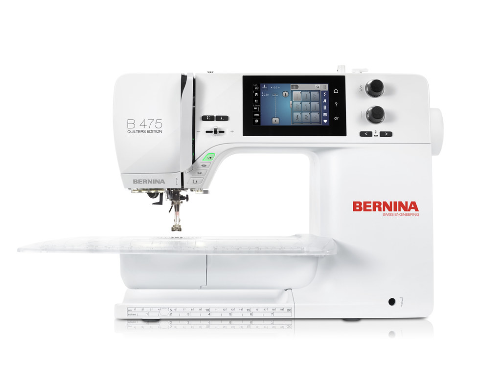 Приставной столик Bernina прозрачный к 4 серии