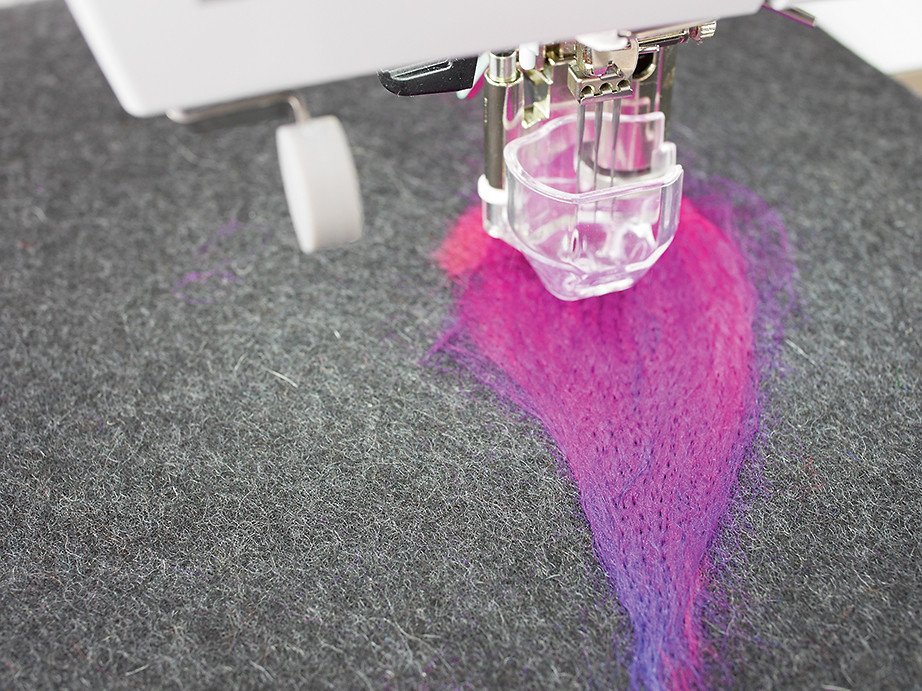Игольная пластина Bernina Aurora для иглопробивного устройства (жёлтая)