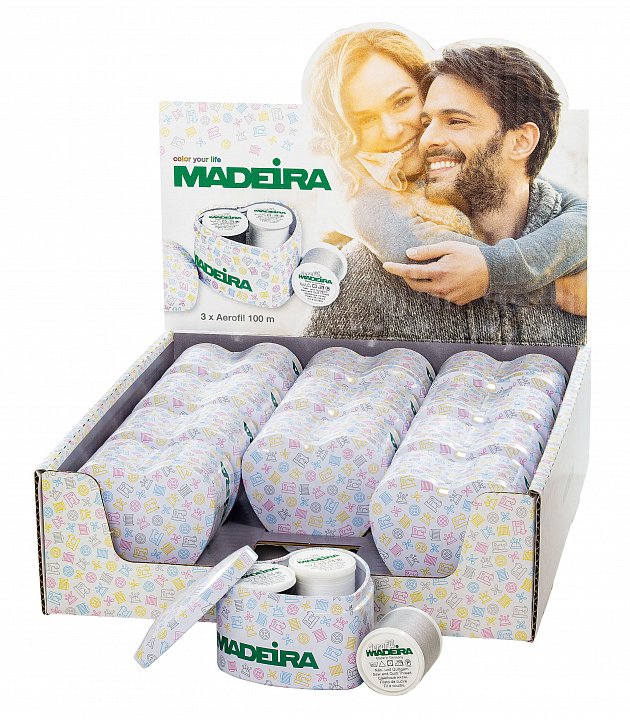 Набор ниток от Madeira Heart Box