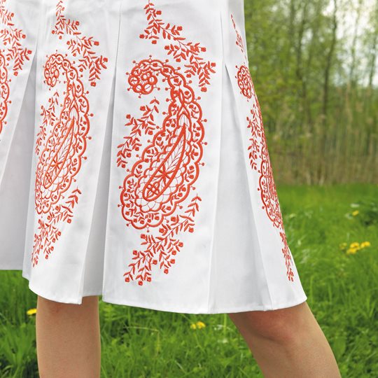 Приставной столик Bernina Artista для вышивального модуля