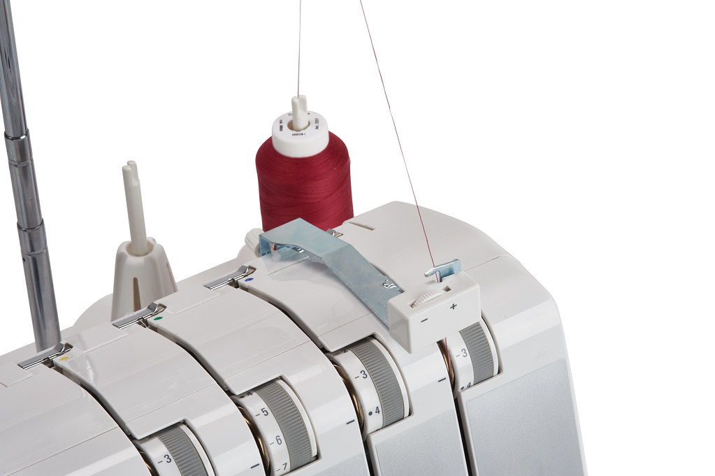 Нитенаправитель Bernina для декоративных ниток к L450/L460