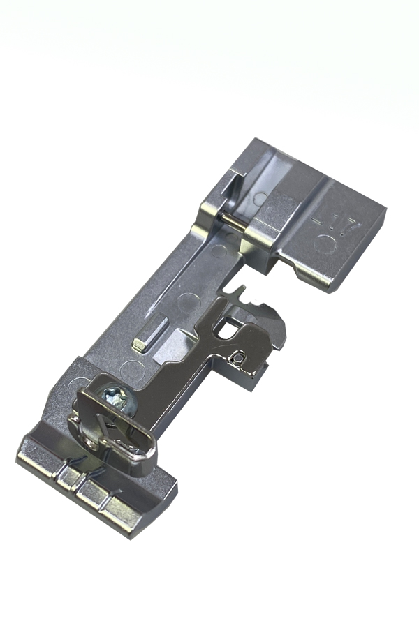 Лапка Bernina для вшивания шнура # L17 для L850/L860
