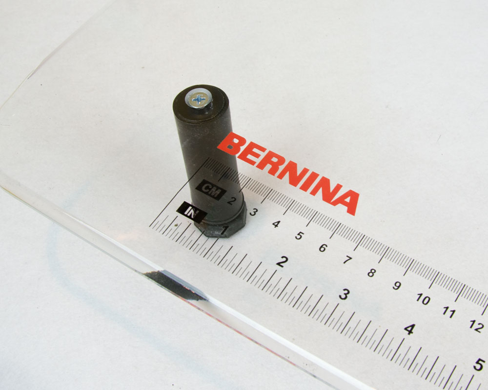 Приставной столик Bernina для квилтинга 60х60 см