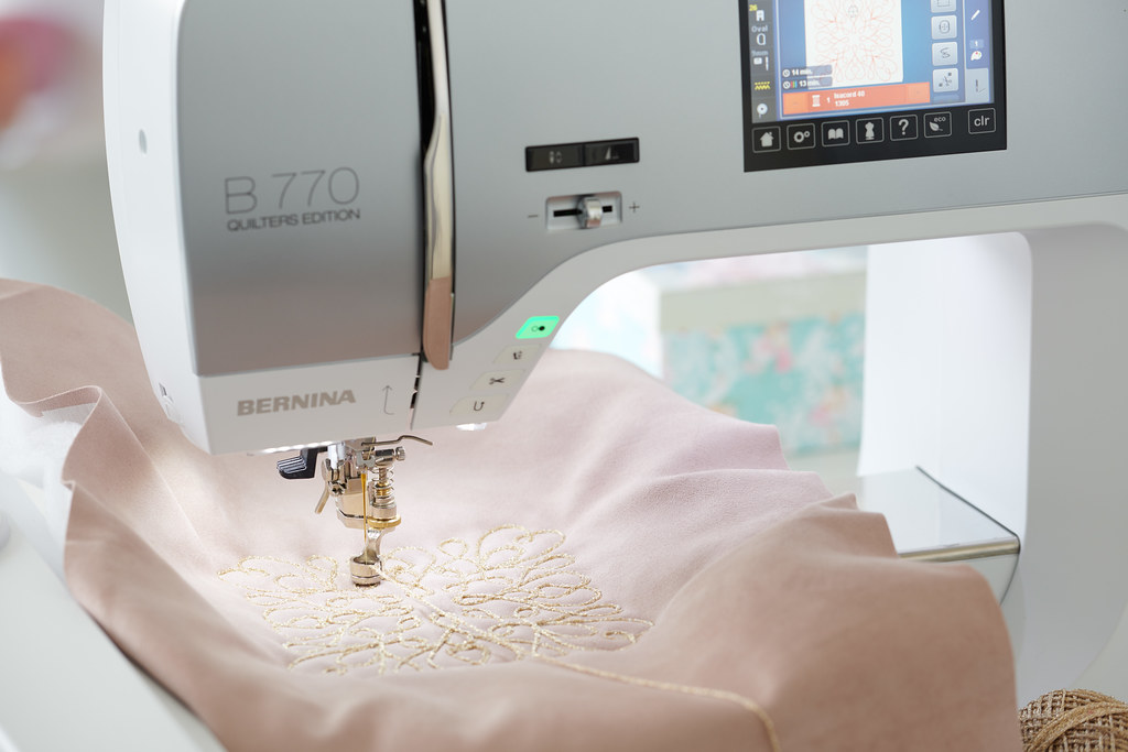 Регулируемая лапка Bernina # 72S для шитья по разметке