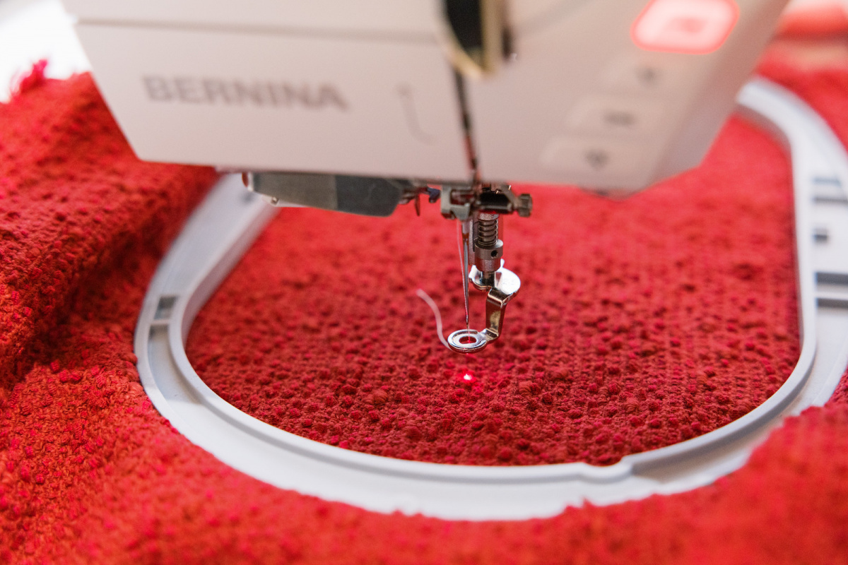 Лазерный указатель BERNINA Pinpoint Laser.jpg Лазерный указатель BERNINA Pinpoint Laser.jpg